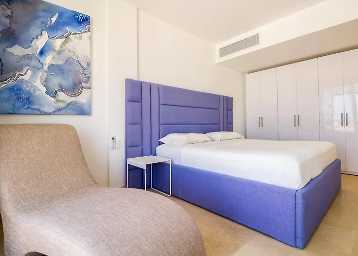 Ollystays - & Pool Free Access, Mangroovy 2br !